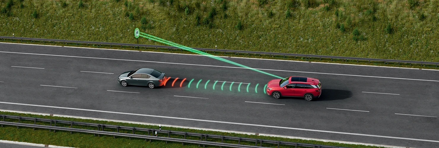 Travel Assist đảm nhận một phần điều khiển xe để giúp việc lái xe trở nên dễ dàng hơn cho bạn.